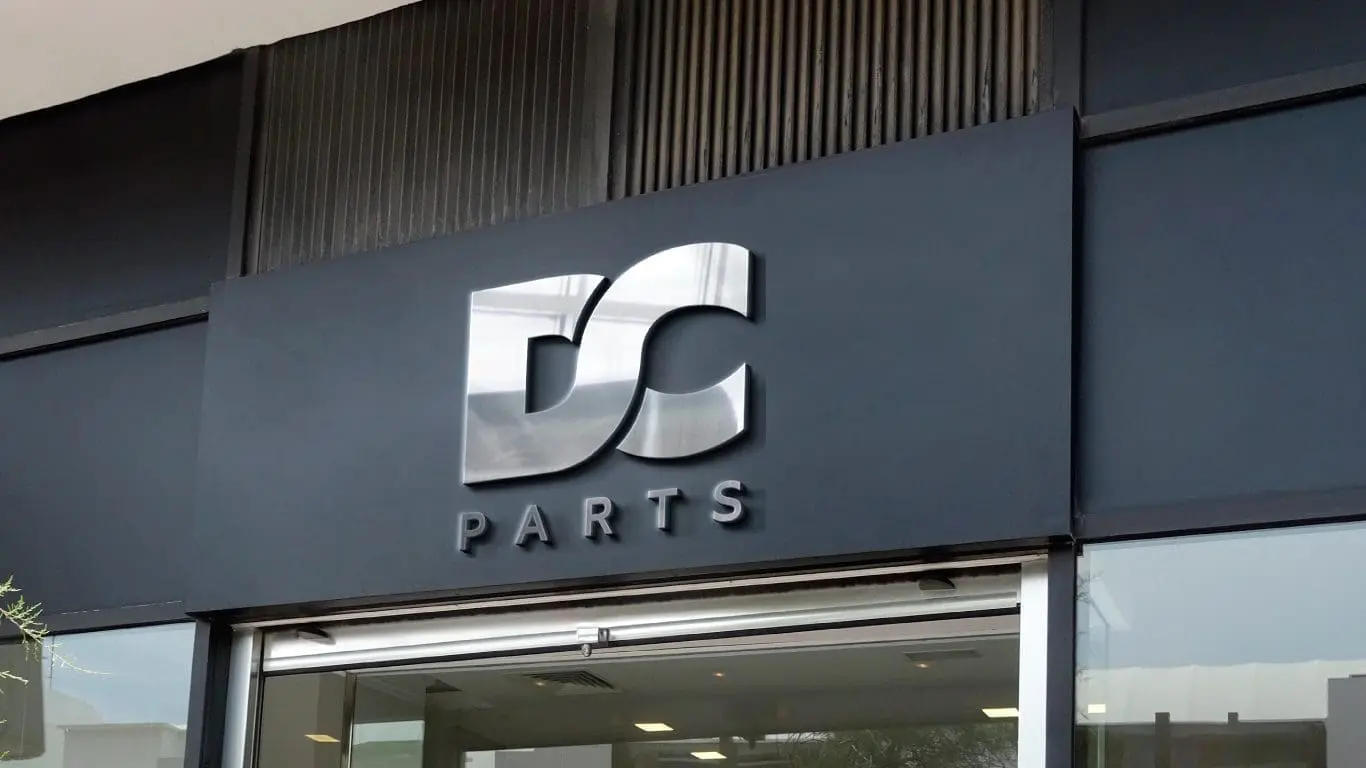 备件现在是 DC Parts